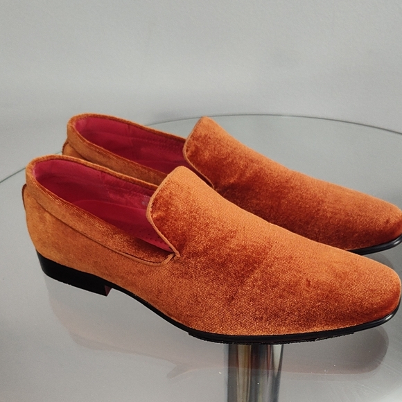 DV by Dolce Vita Orange Velvet Men's Loafers - Picture 1 of 6
